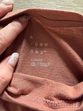 a new day Rusty Rose Short Sleeve Tee